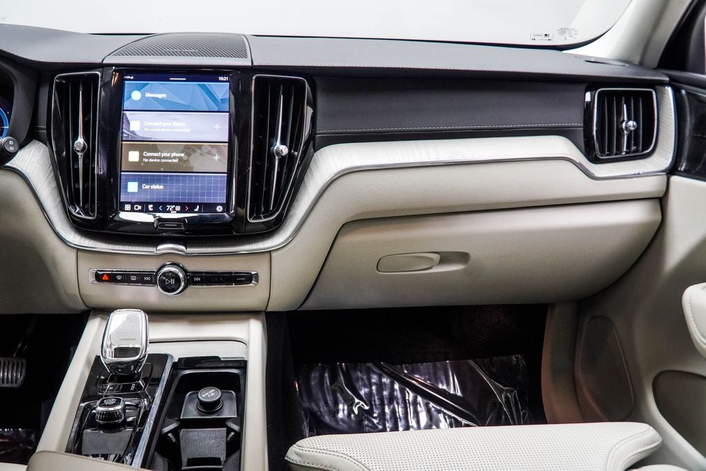 2023 Volvo XC60 Recharge Plug-In Hybrid Ultimate