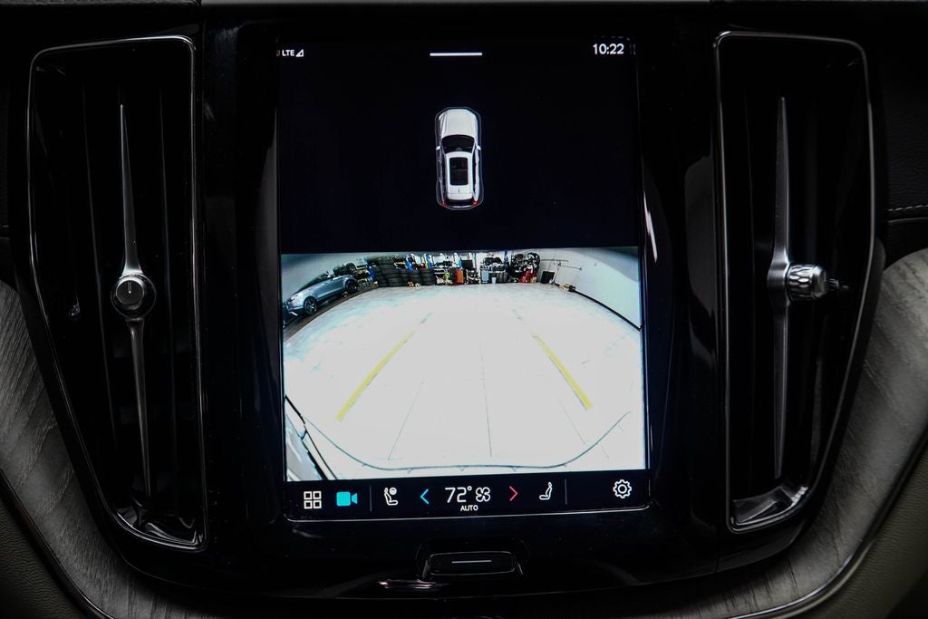 2023 Volvo XC60 Recharge Plug-In Hybrid Ultimate