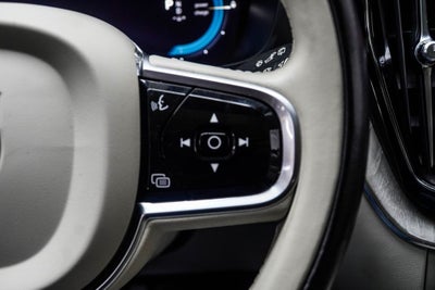 2023 Volvo XC60 Recharge Plug-In Hybrid Ultimate