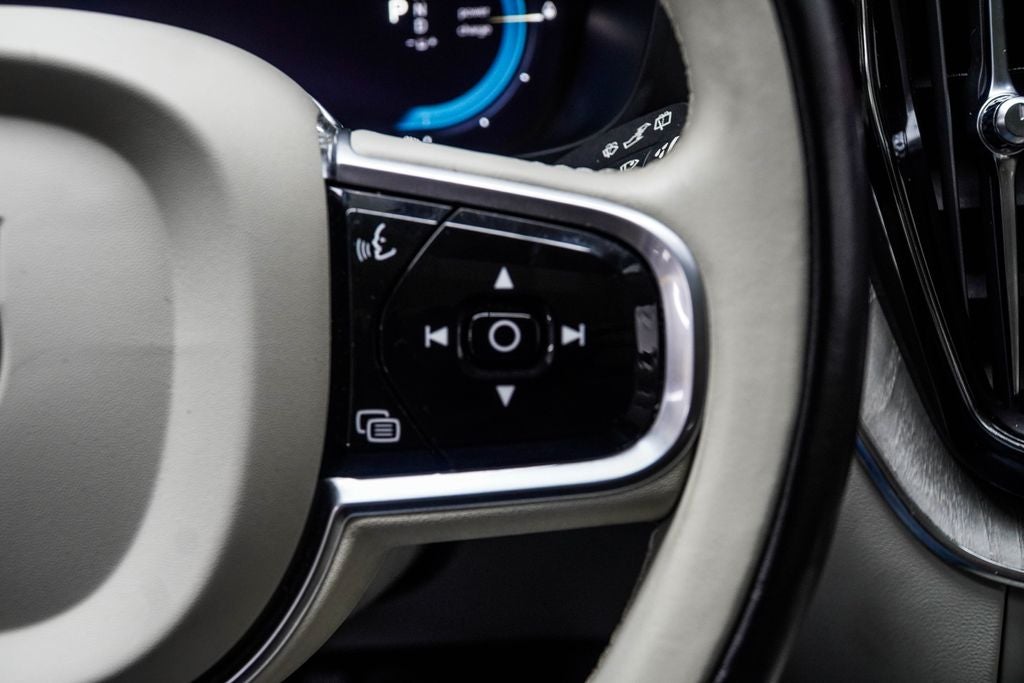 2023 Volvo XC60 Recharge Plug-In Hybrid Ultimate