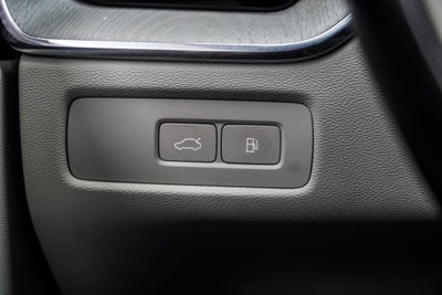 2023 Volvo XC60 Recharge Plug-In Hybrid Ultimate