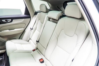 2023 Volvo XC60 Recharge Plug-In Hybrid Ultimate