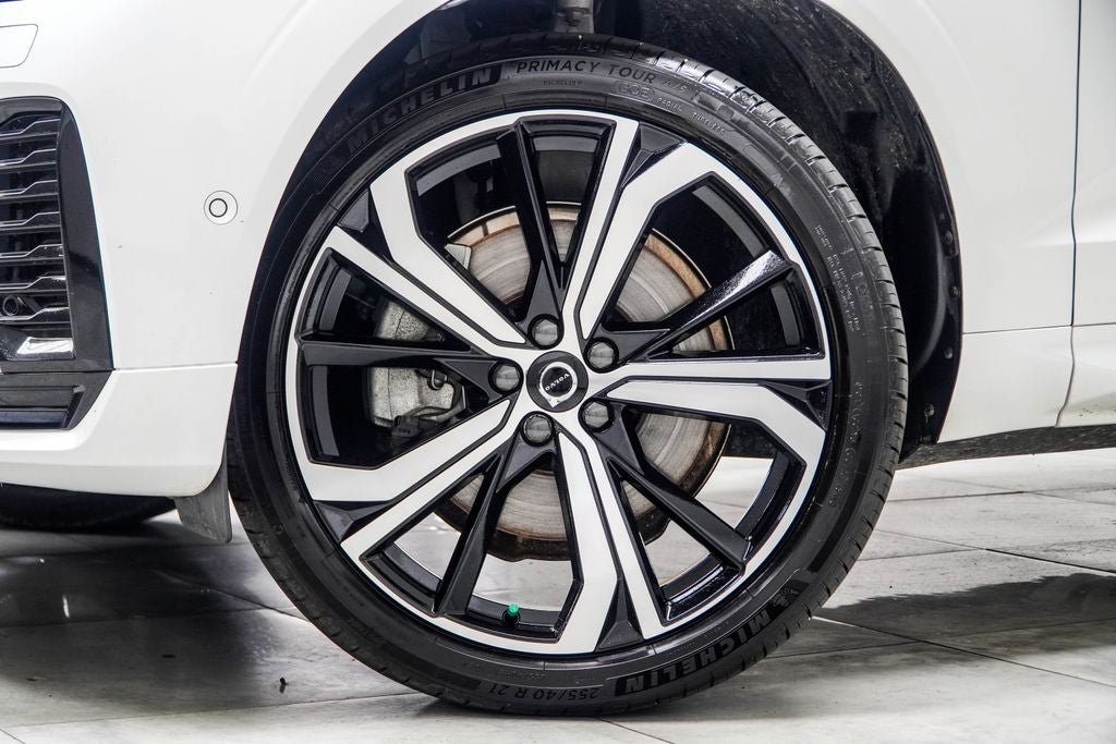 2023 Volvo XC60 Recharge Plug-In Hybrid Ultimate