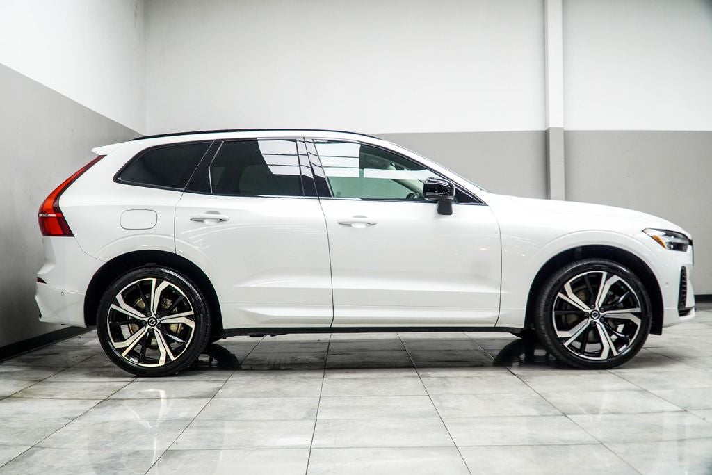 2023 Volvo XC60 Recharge Plug-In Hybrid Ultimate