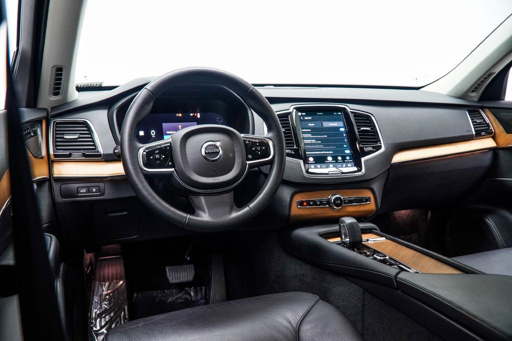 2024 Volvo XC90 Recharge Plug-In Hybrid T8 Plus 6 Passenger
