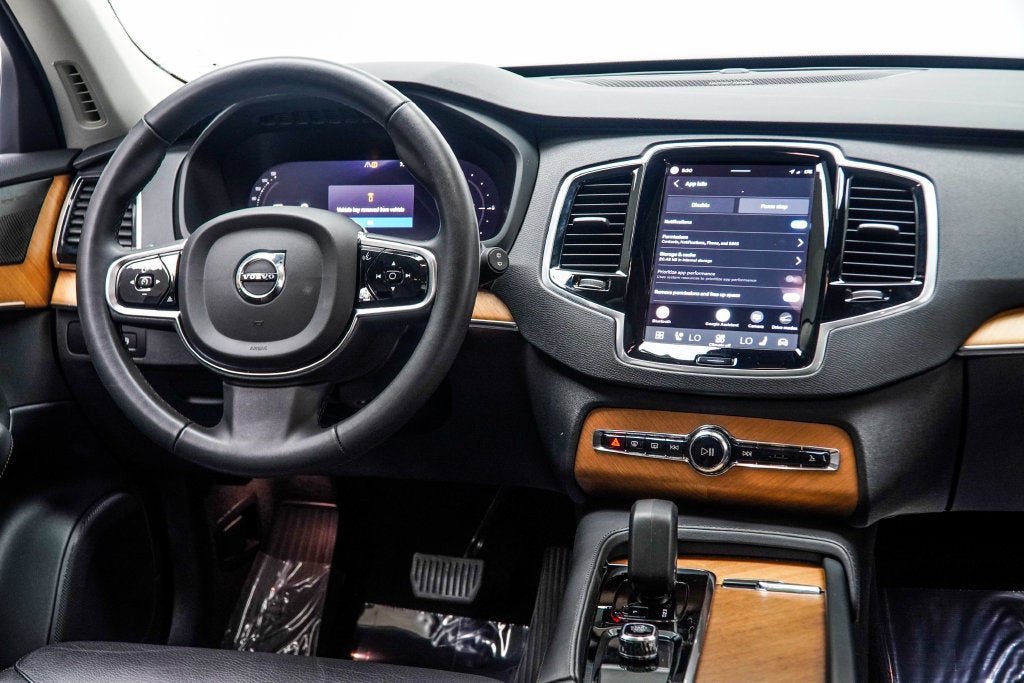 2024 Volvo XC90 Recharge Plug-In Hybrid T8 Plus 6 Passenger