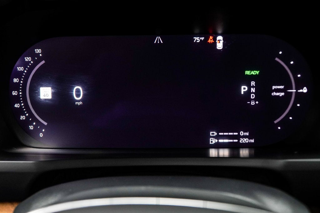 2024 Volvo XC90 Recharge Plug-In Hybrid T8 Plus 6 Passenger