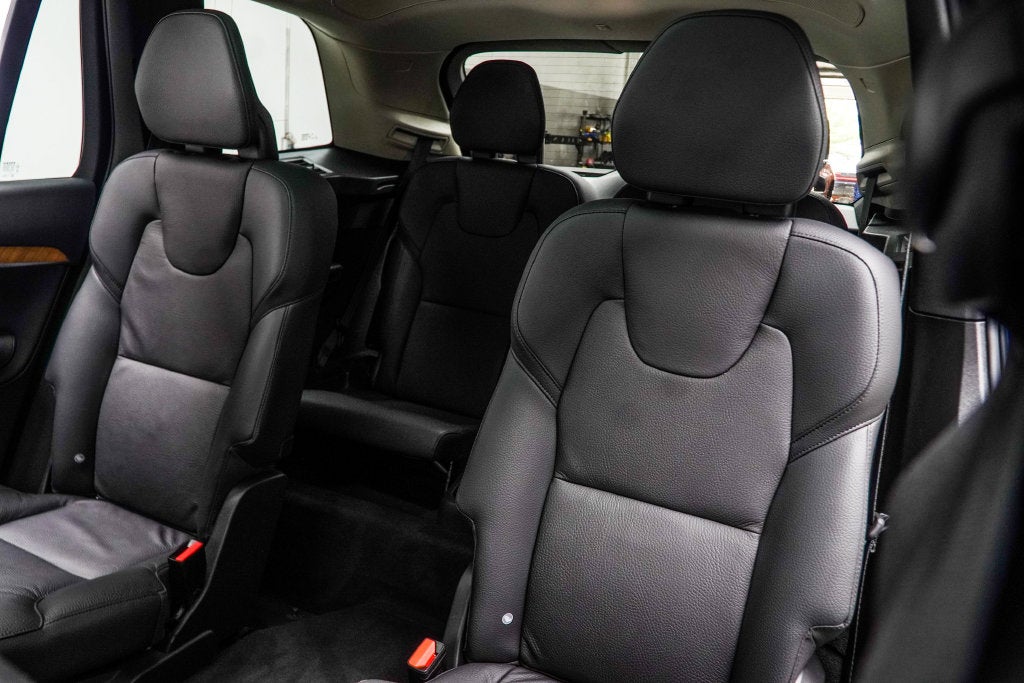 2024 Volvo XC90 Recharge Plug-In Hybrid T8 Plus 6 Passenger