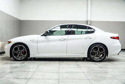 2023 Alfa Romeo Giulia Veloce