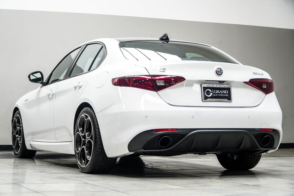 2023 Alfa Romeo Giulia Veloce