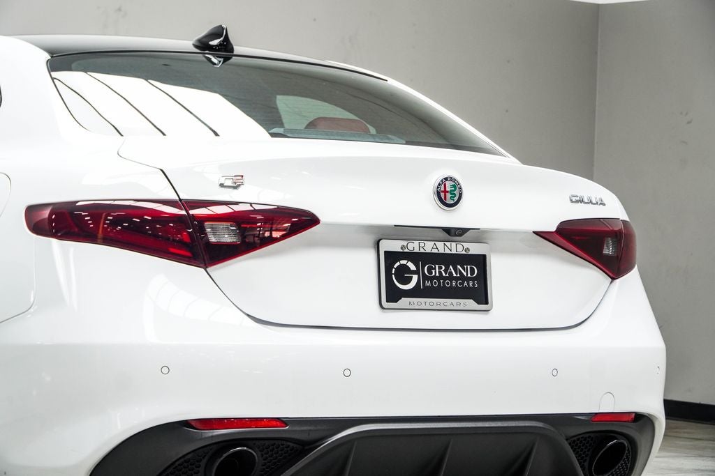 2023 Alfa Romeo Giulia Veloce