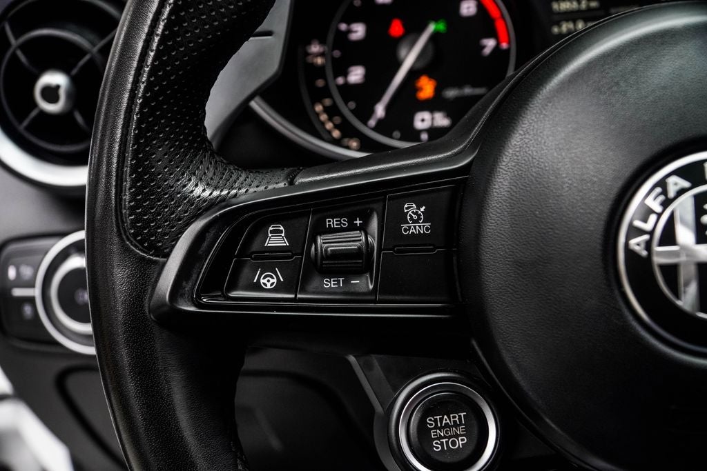 2023 Alfa Romeo Giulia Veloce