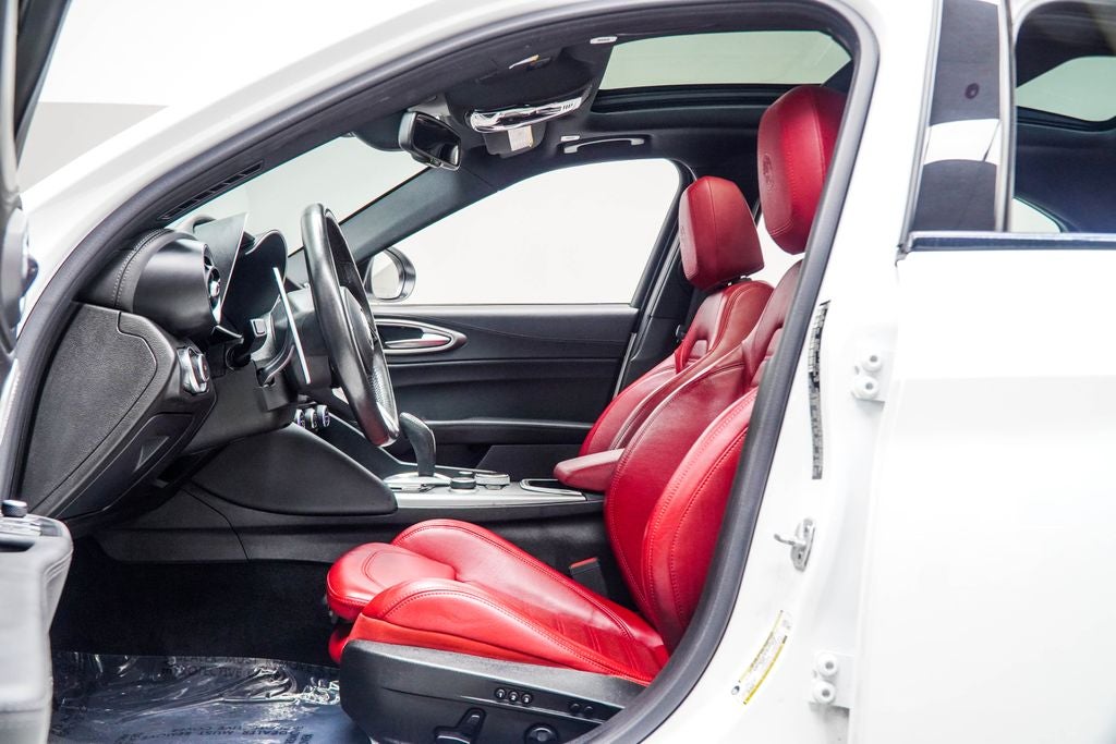 2023 Alfa Romeo Giulia Veloce