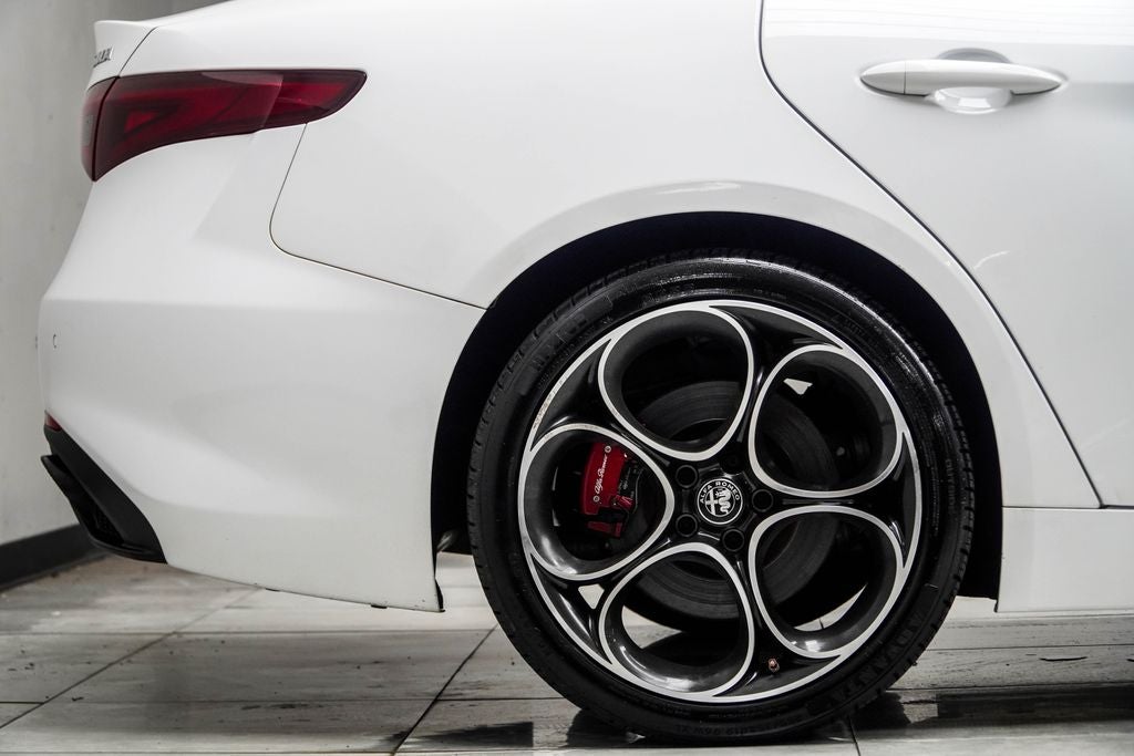 2023 Alfa Romeo Giulia Veloce