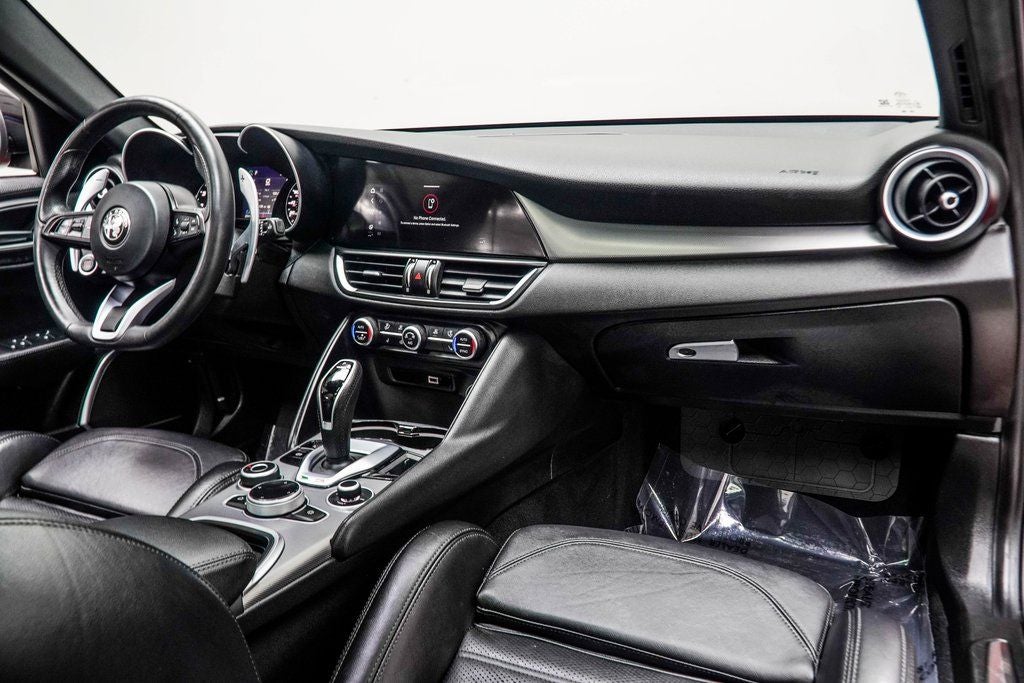 2023 Alfa Romeo Giulia Veloce