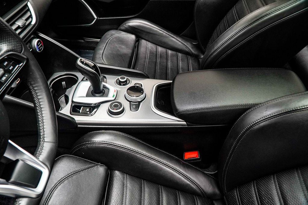 2023 Alfa Romeo Giulia Veloce