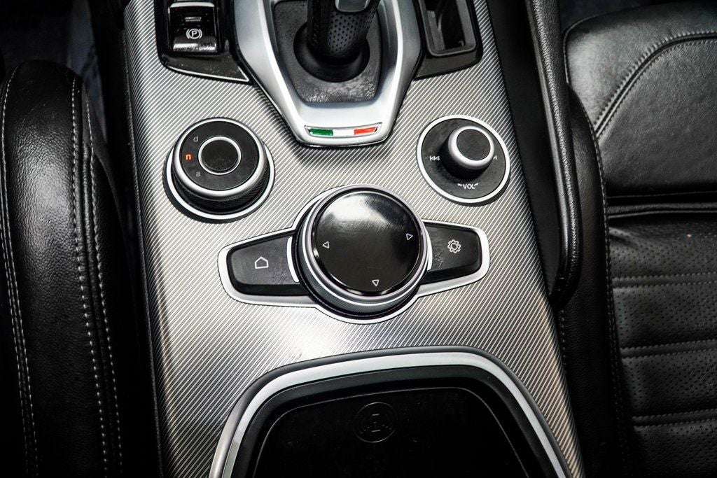 2023 Alfa Romeo Giulia Veloce