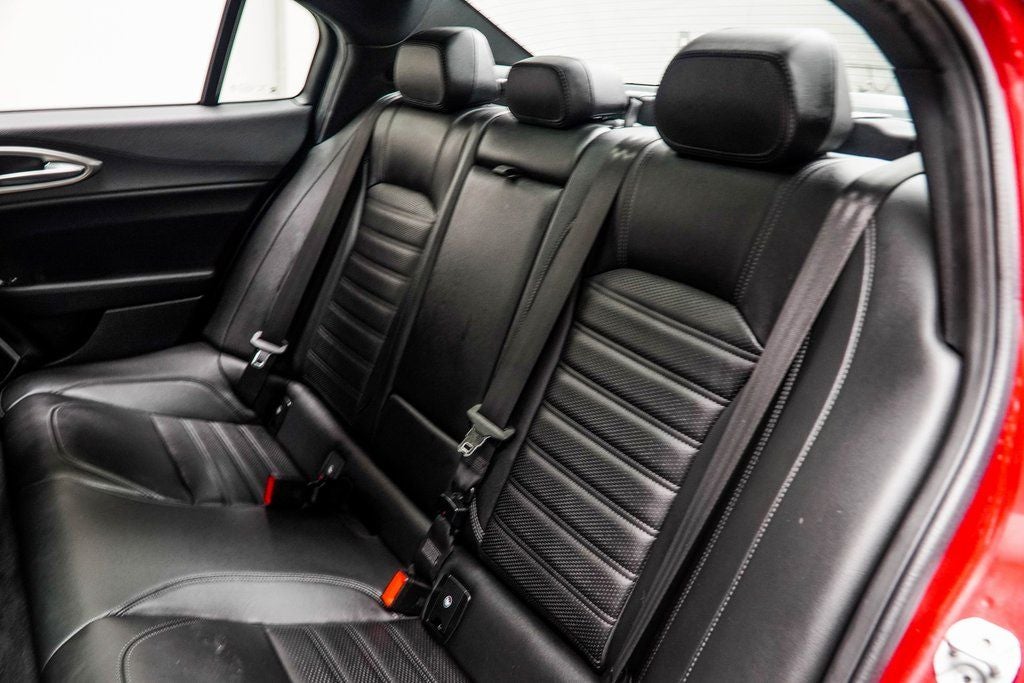 2023 Alfa Romeo Giulia Veloce