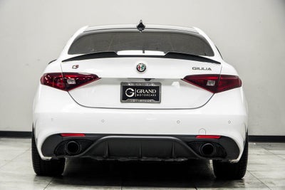 2023 Alfa Romeo Giulia Veloce