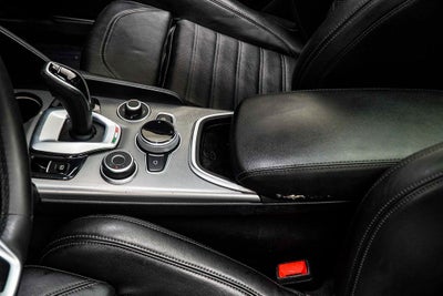 2023 Alfa Romeo Giulia Veloce