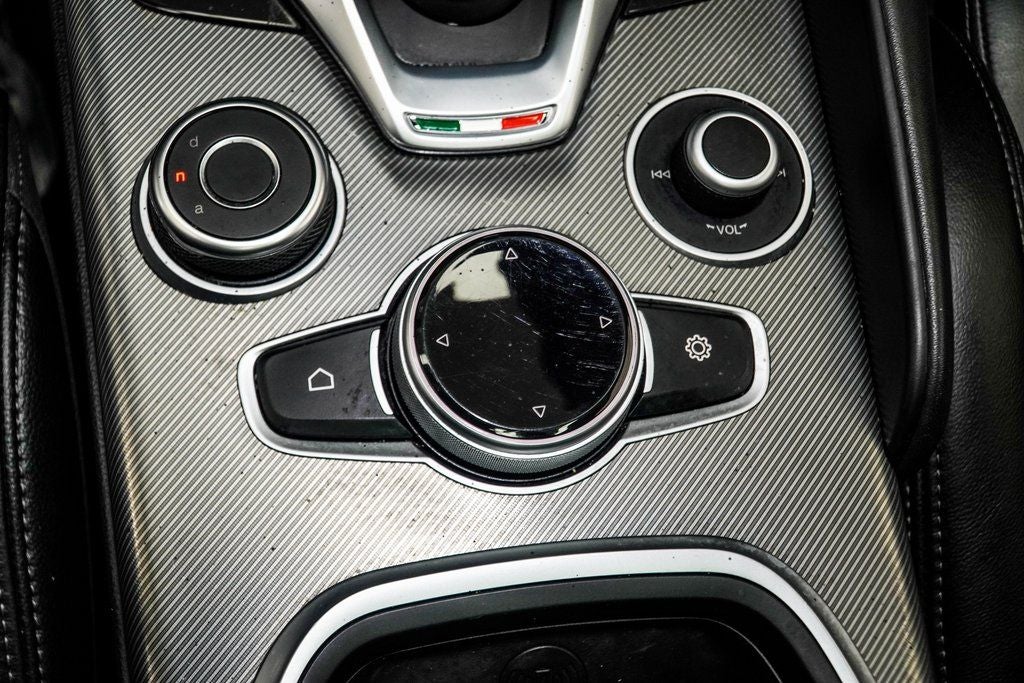 2023 Alfa Romeo Giulia Veloce