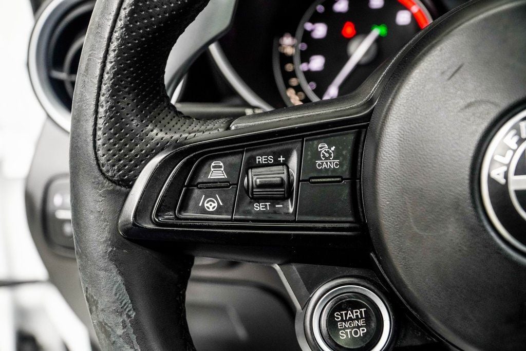 2023 Alfa Romeo Giulia Veloce