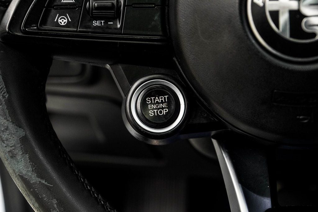 2023 Alfa Romeo Giulia Veloce