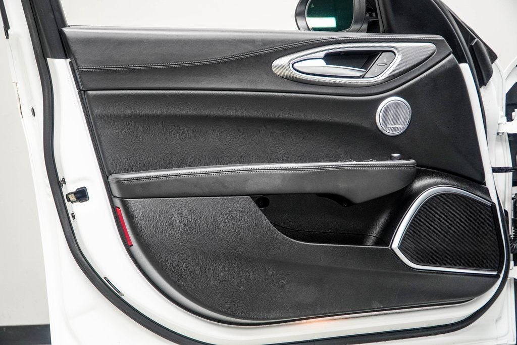 2023 Alfa Romeo Giulia Veloce