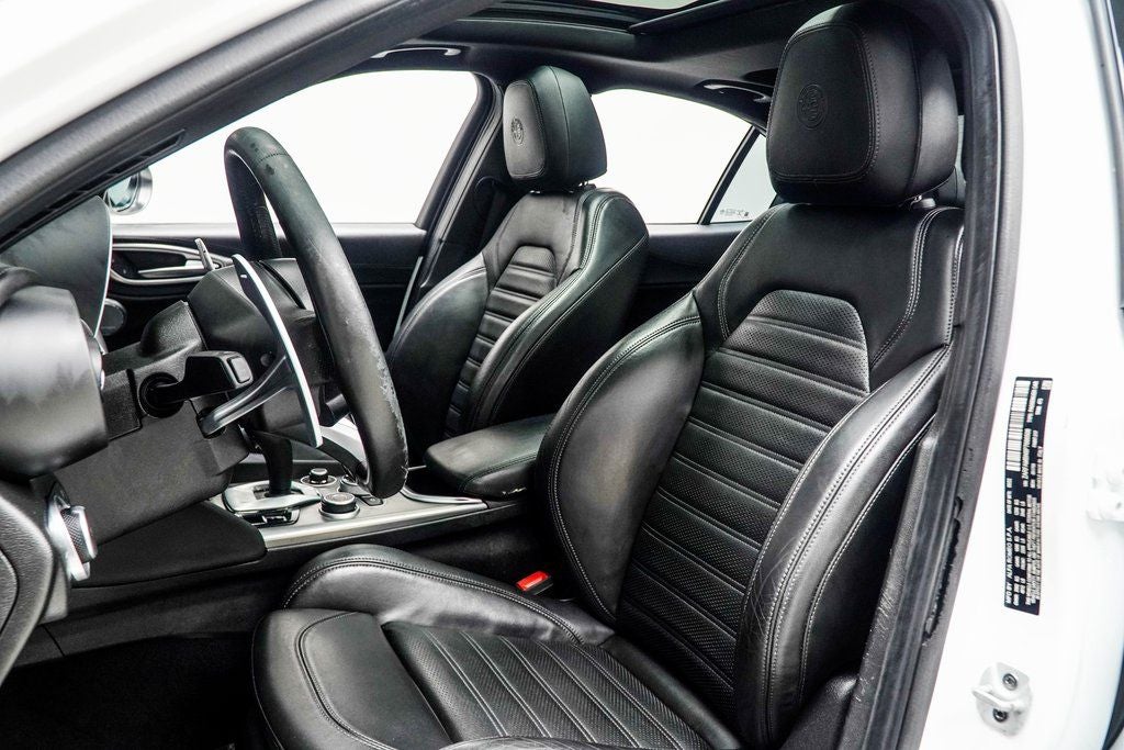 2023 Alfa Romeo Giulia Veloce