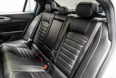 2023 Alfa Romeo Giulia Veloce