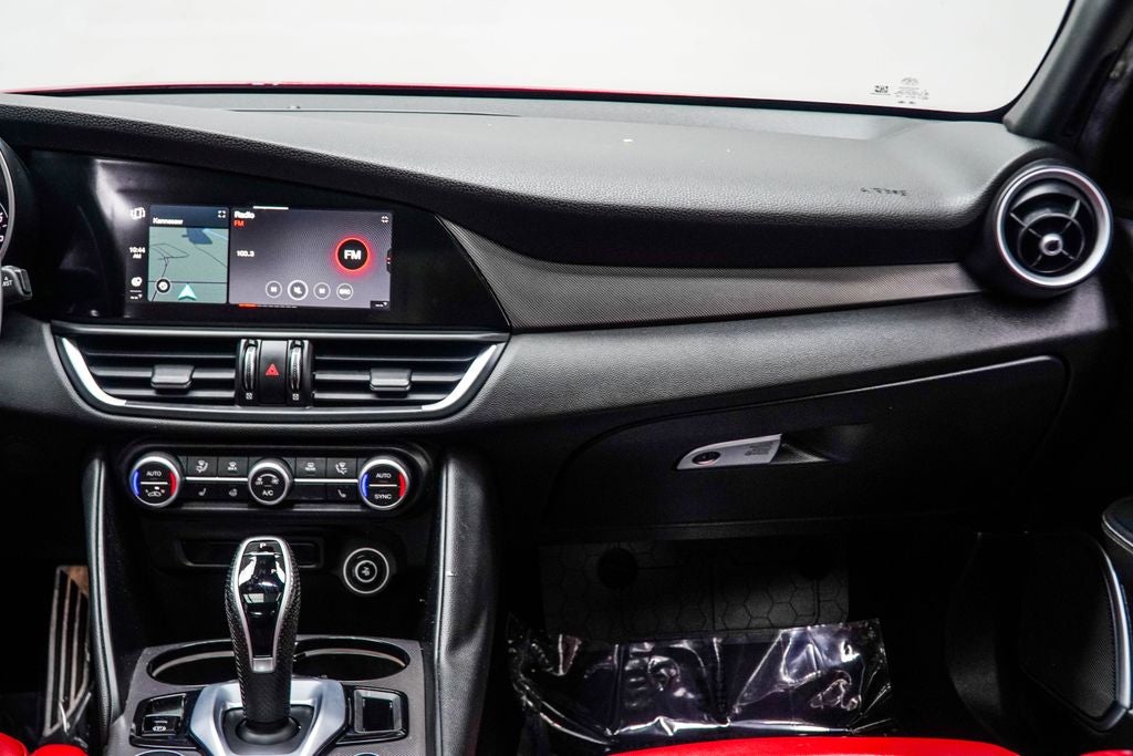 2022 Alfa Romeo Giulia Veloce