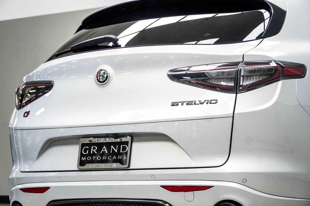 2021 Alfa Romeo Stelvio Ti Sport