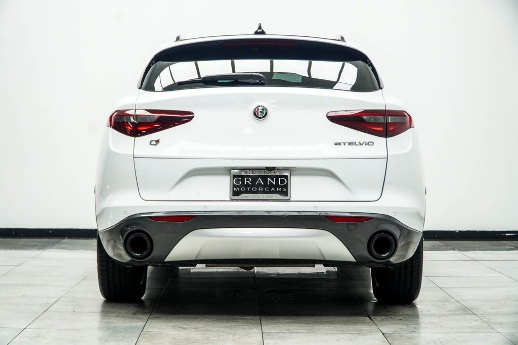 2022 Alfa Romeo Stelvio Ti