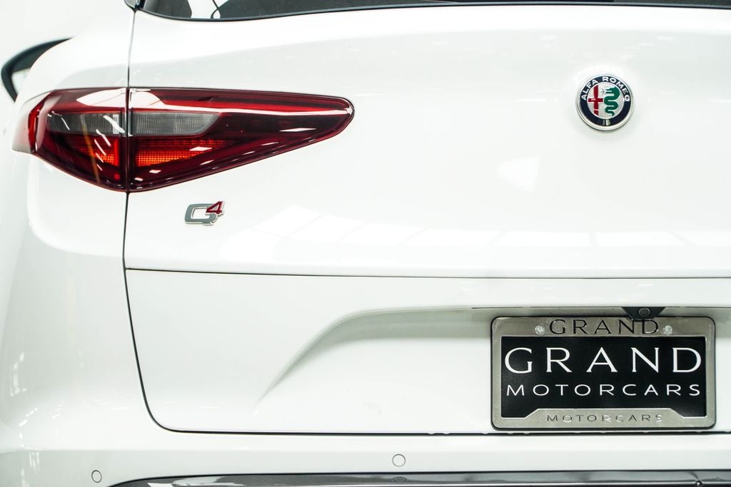 2022 Alfa Romeo Stelvio Ti