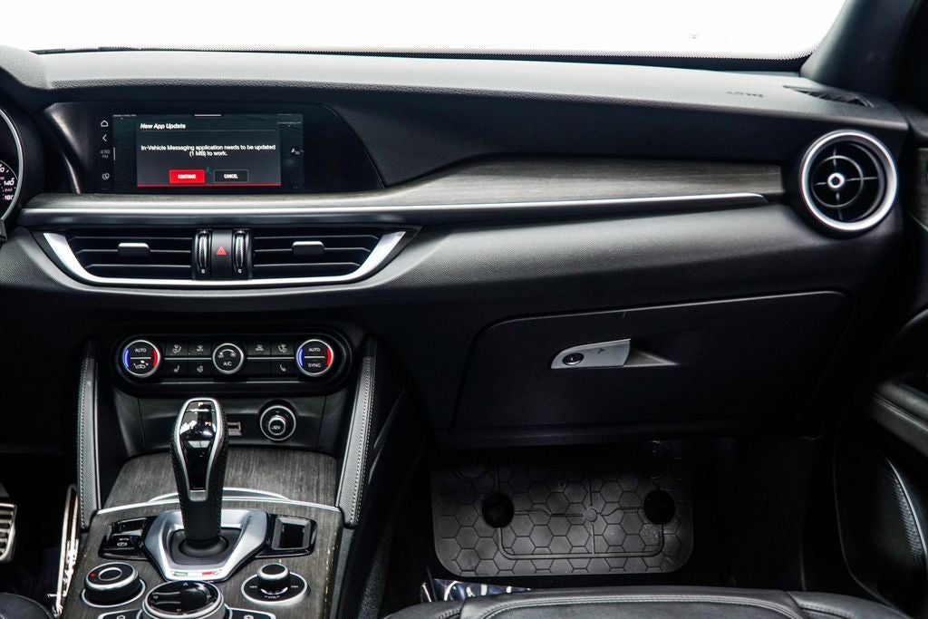 2022 Alfa Romeo Stelvio Ti