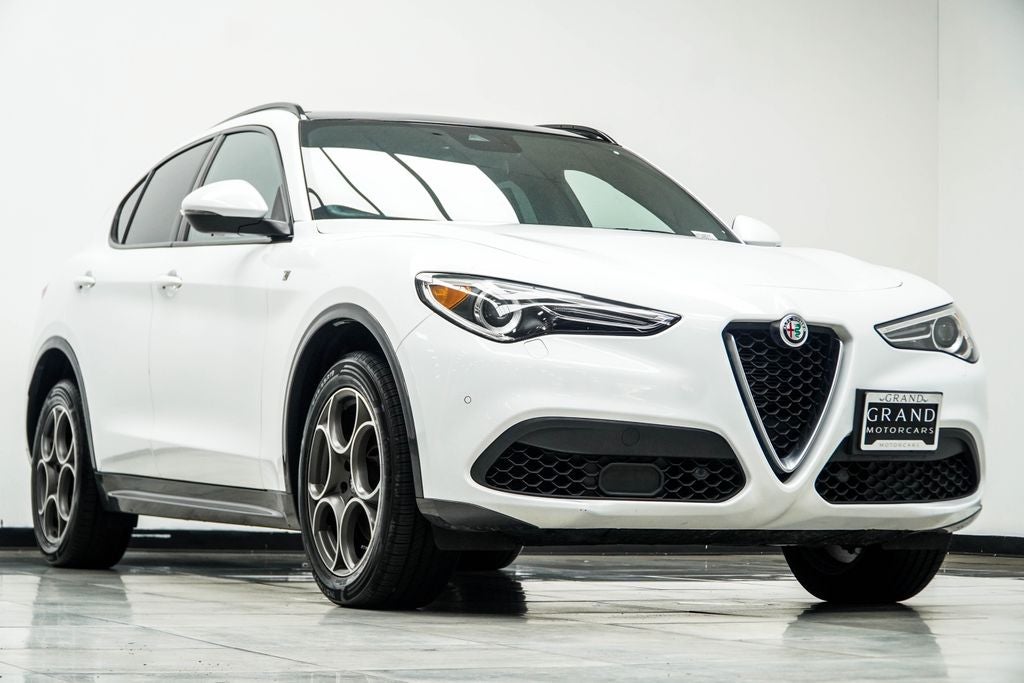 2022 Alfa Romeo Stelvio Ti