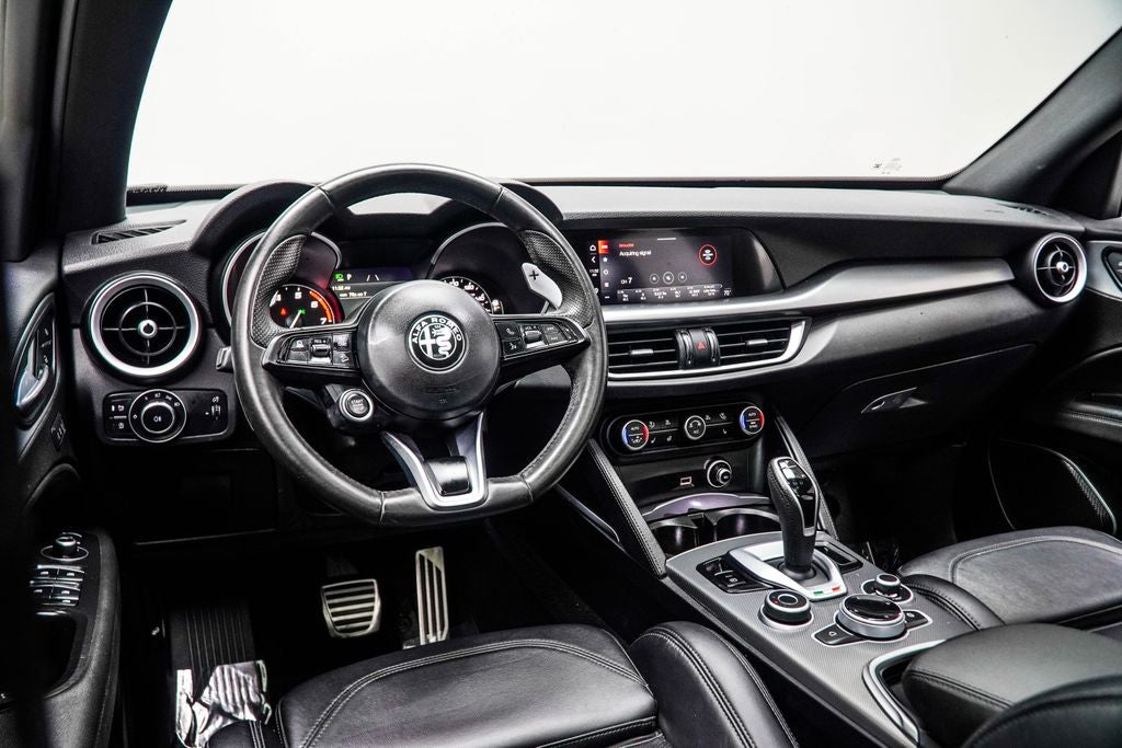 2023 Alfa Romeo Stelvio Veloce