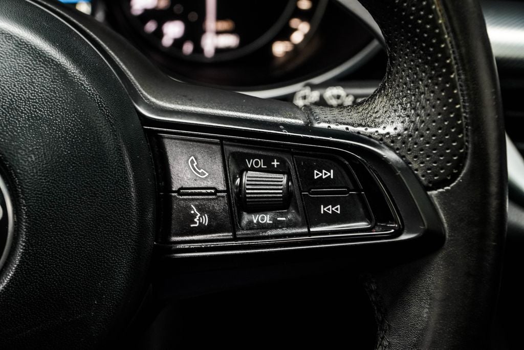 2023 Alfa Romeo Stelvio Veloce