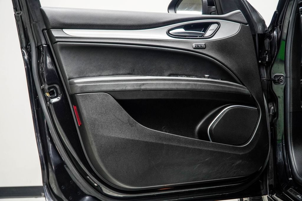 2023 Alfa Romeo Stelvio Veloce