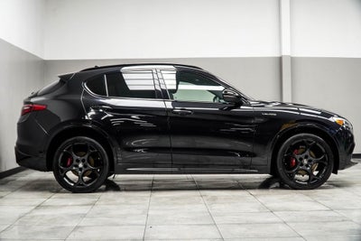 2023 Alfa Romeo Stelvio Veloce