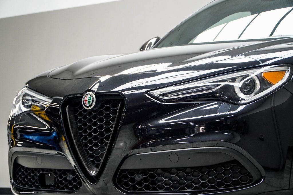 2023 Alfa Romeo Stelvio Veloce