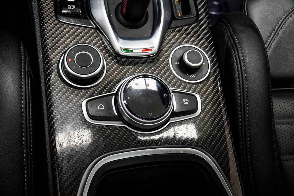 2023 Alfa Romeo Stelvio Veloce