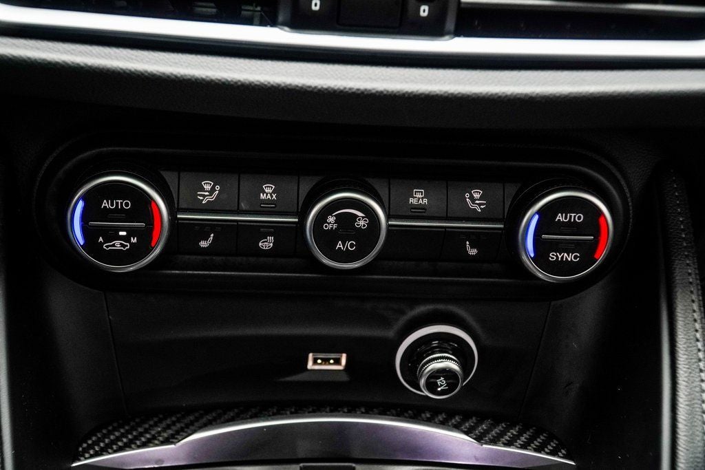 2023 Alfa Romeo Stelvio Veloce