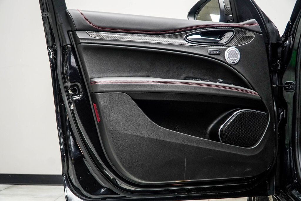 2023 Alfa Romeo Stelvio Veloce