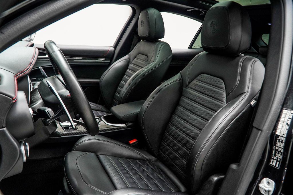 2023 Alfa Romeo Stelvio Veloce