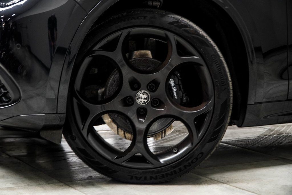 2023 Alfa Romeo Stelvio Veloce