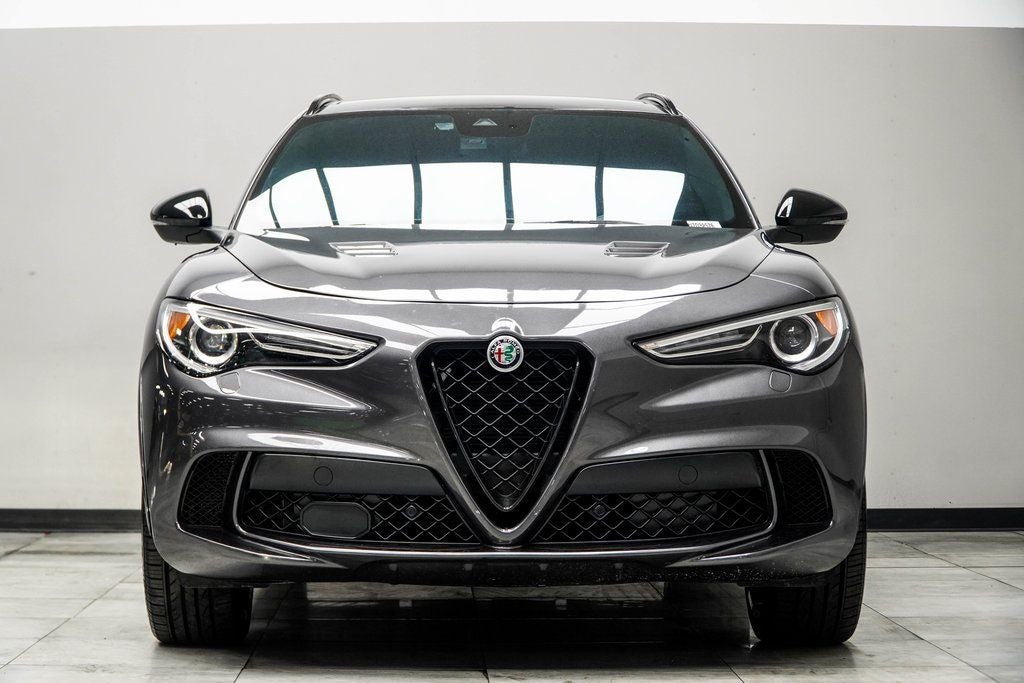 2022 Alfa Romeo Stelvio Quadrifoglio