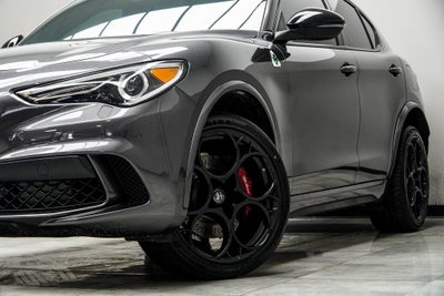 2022 Alfa Romeo Stelvio Quadrifoglio