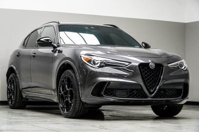 2022 Alfa Romeo Stelvio Quadrifoglio