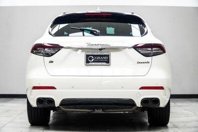 2021 Maserati Levante Base